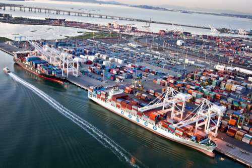 美國fba頭程?？? /> 
</div>
<br />
<strong>FBA專線直送</strong>是以特定的9大倉位目的地開通的特殊服務(wù)渠道，屬于整柜直送，到達(dá)洛杉磯港清關(guān)提柜后，由拖車公司直接整柜拖到指定的FBA倉庫。派送倉庫：ONT8、LGB8、LAX9、SMF3、SCK1、FTW1、IND9、MEM1、ABE8。深圳船期是四截一開，義烏是三截二開。<br />
<br />
<strong>限時(shí)達(dá)海卡：</strong><br />
就是限定時(shí)效到達(dá)的FBA物流渠道，沒有按時(shí)送到指定的FBA倉庫，超過公布約定時(shí)限￥50元/CBM/天的賠償，賠完為止。對(duì)于有一定時(shí)效要求的亞馬遜FBA賣家來說是非常劃算的海運(yùn)渠道。限時(shí)達(dá)?？〞?huì)更有保障，而貨物全程在我們紐酷國際美國物流團(tuán)隊(duì)運(yùn)作之中，全程可控，丟包率大大減少。相較于美森、以星快船要便宜些，時(shí)效接近（相差1-3天的時(shí)效）。因?yàn)榍岸撕＿\(yùn)采用的是鹽田快船，要比美森和以星慢1-3天，不在意這幾天或者每搶到艙位，限時(shí)達(dá)還是非常的劃算的。船期是三截一開。<br />
<br />
<div style=