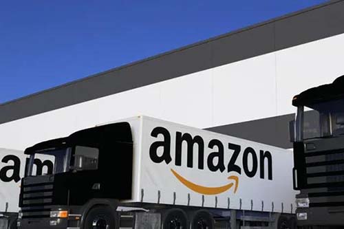 紐酷國際在芝加哥、紐約等地設(shè)美中、美東聯(lián)合倉，在洛杉磯自營200,000呎美西海外倉