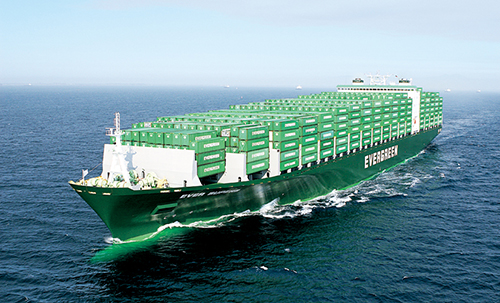 真正定期服務(wù)的船司是COSCO和EMC兩家